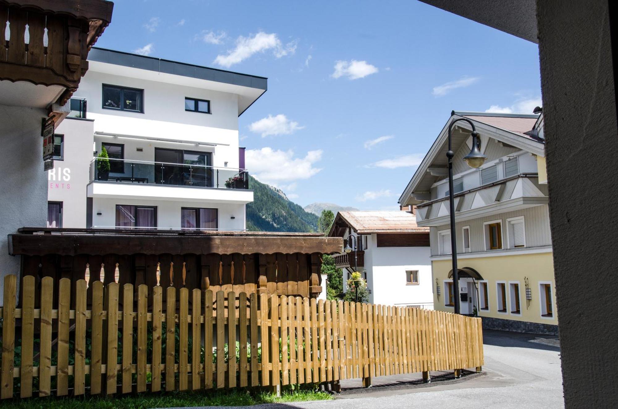 Apartment Chamins