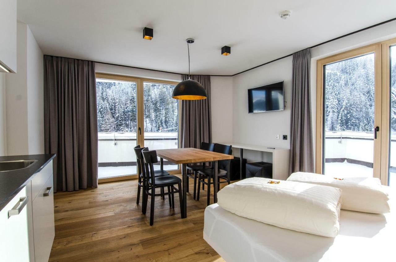 Apartment Chamins